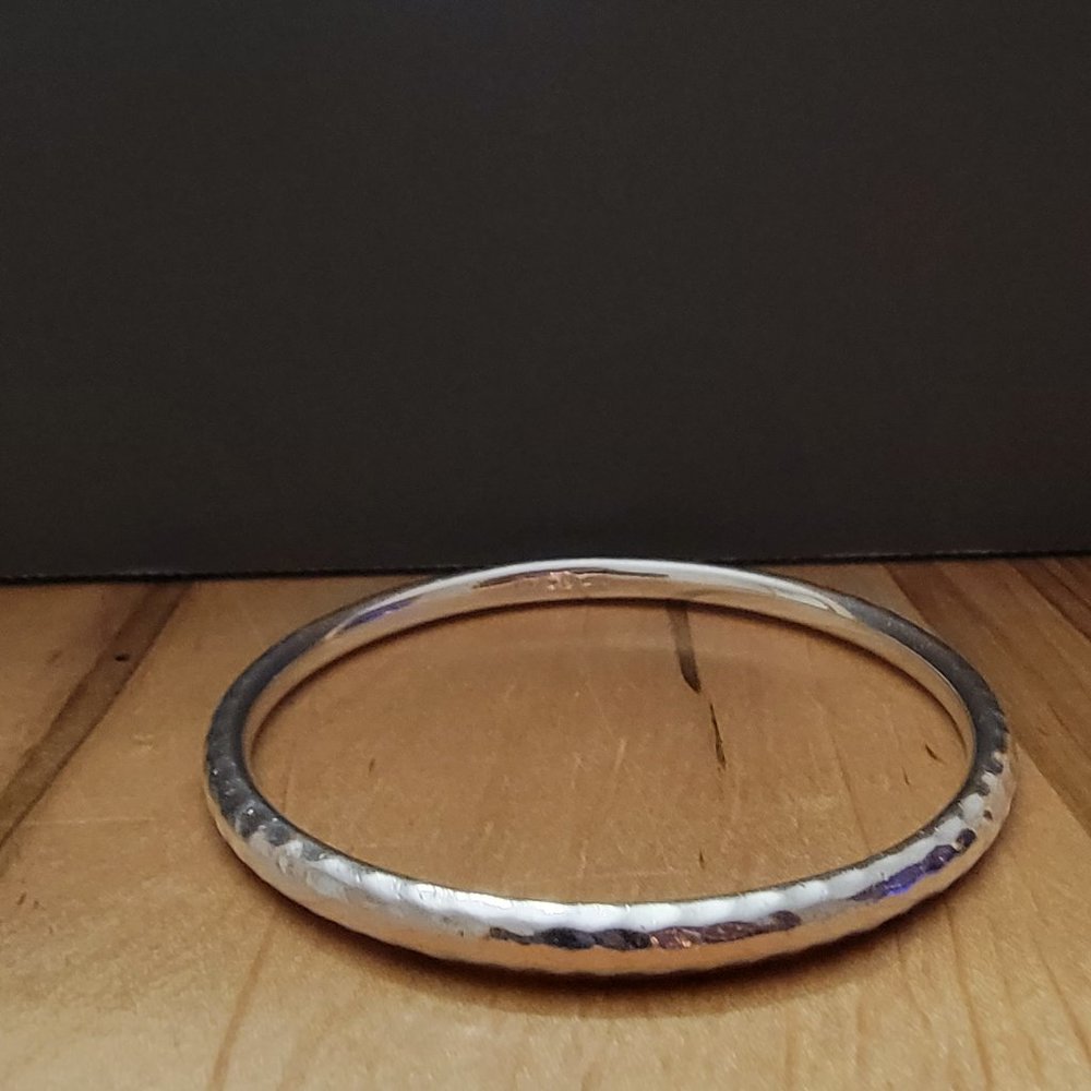 Silpada sterling silver Hammered Bangle